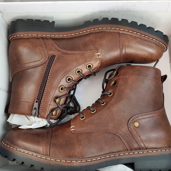 Men's Boots - Picture 2 of 2